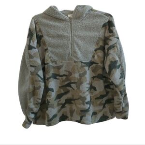 COMO BLUE Women's Plus Faux Fur Hooded Pullover